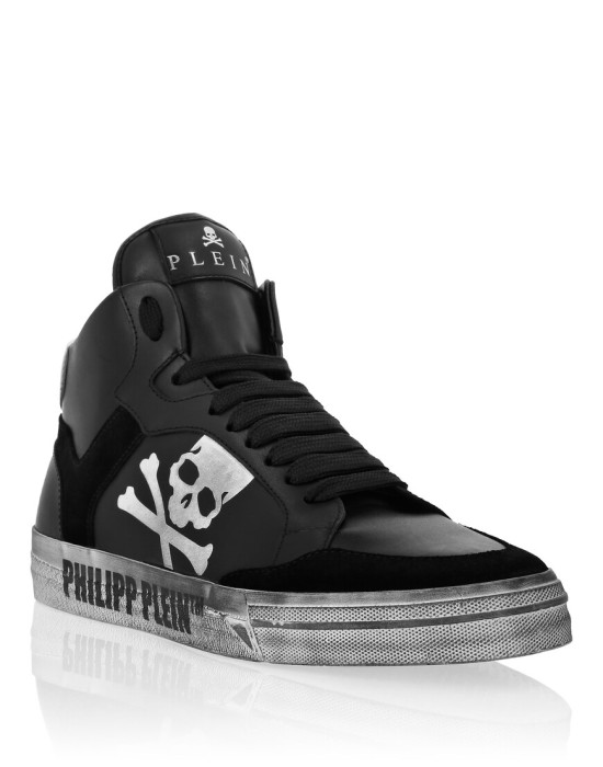 кроссовки  от бренда philipp plein вид слева