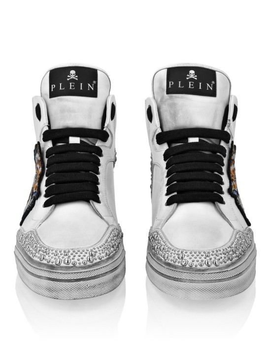 кроссовки от бренда philipp plein вид слева