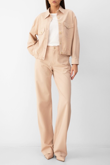 Товар розового цвета с внутренней стороны