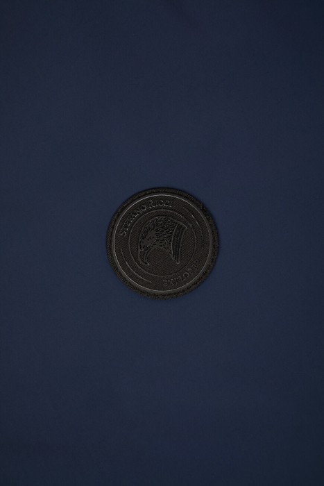 куртка  модель из коллекции explorer на сезон этого года фотография