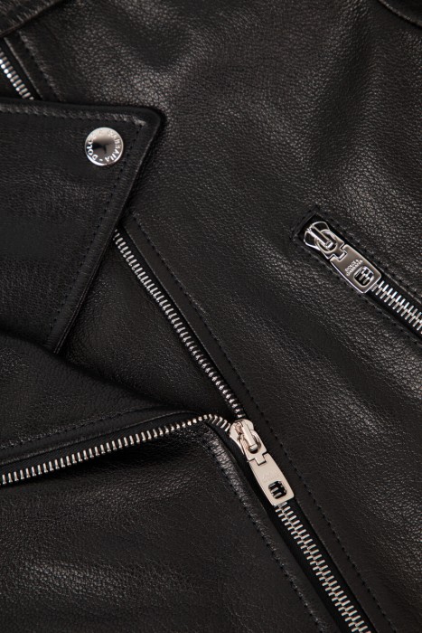 куртка  модель из коллекции mambo на сезон этого года фотография