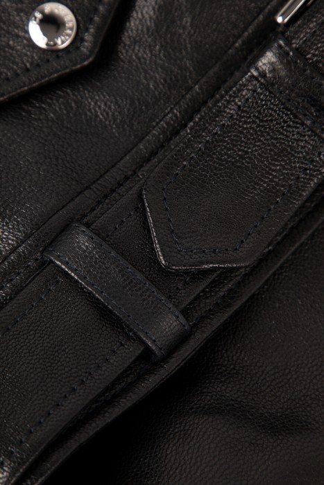 куртка  модель из коллекции mambo вид сзади