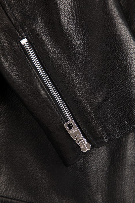 куртка  модель из коллекции mambo вид справа