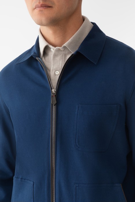 куртка  из италии вид сбоку