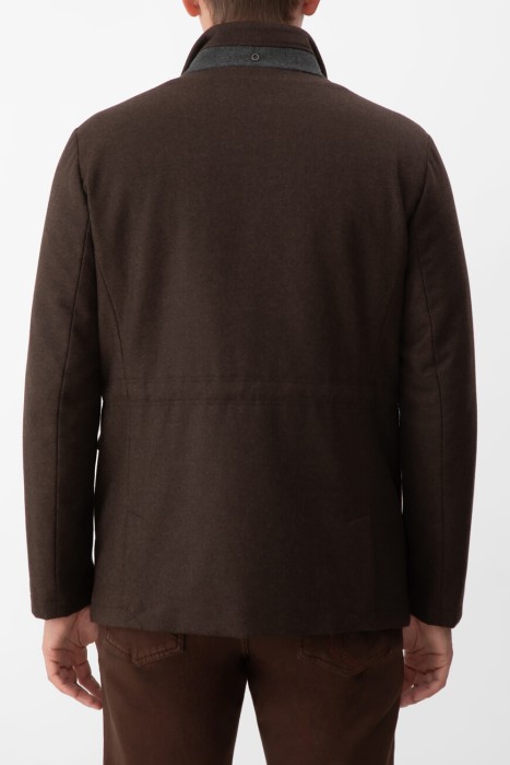 куртка  по цене 477400 руб вид справа