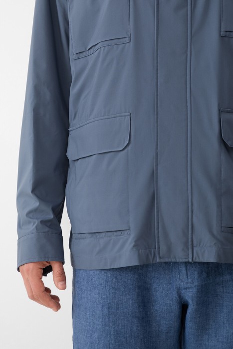 Товар синего цвета с внутренней стороны