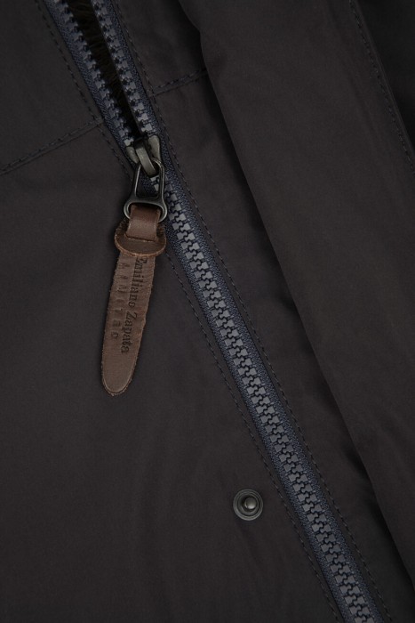 куртка  вид сзади