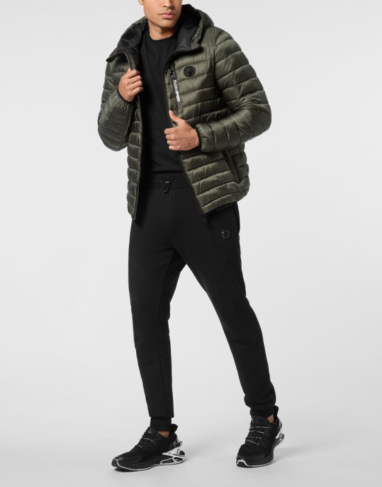 Товар серого цвета с внутренней стороны