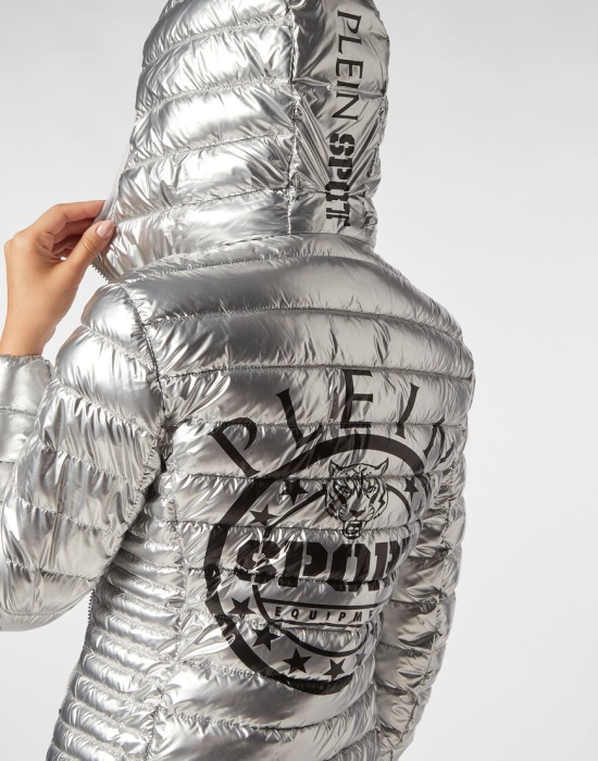 Продукция для женщин фото