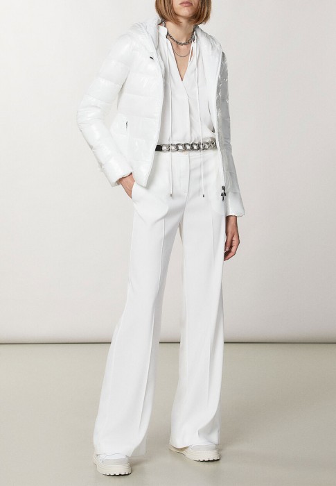 куртка  от бренда patrizia pepe вид слева