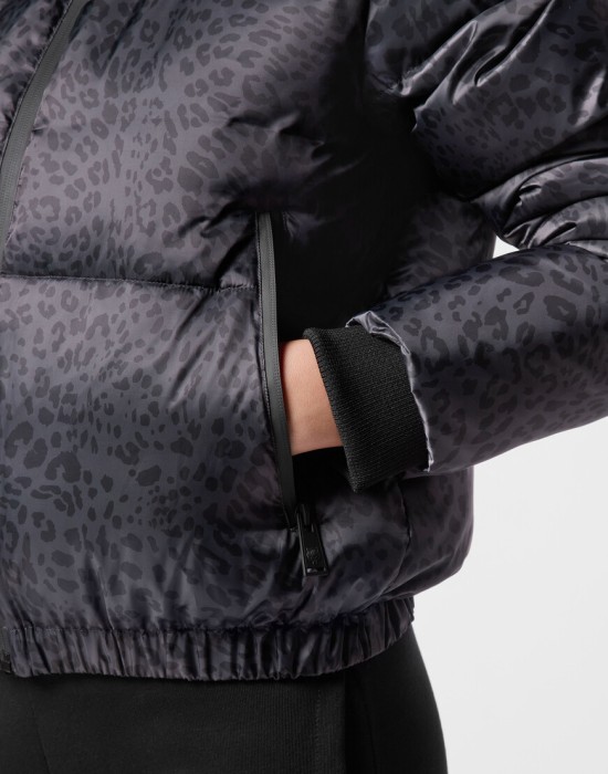 куртка  из проверенных материалов спереди