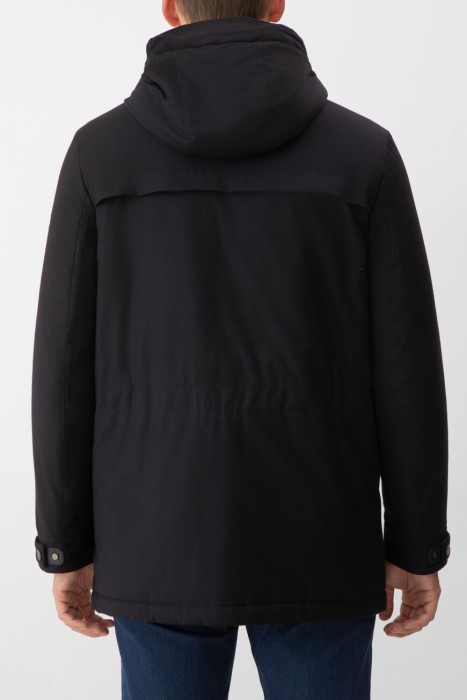 куртка  по цене 415800 руб вид справа