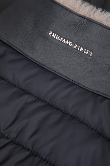 куртка  для взрослого возраста с изнаночной стороны