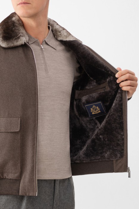 куртка  из шерсти спереди