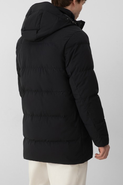 куртка  по цене 94400 руб вид справа