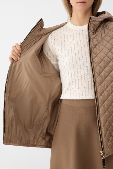 куртка  из шерсти спереди