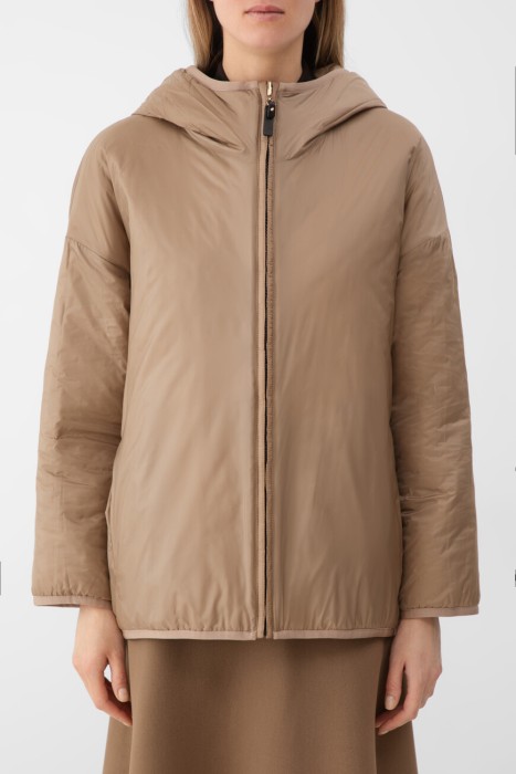 Продукция для женщин фото