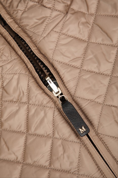 куртка  вид сзади