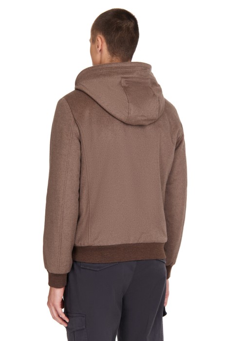 куртка  из италии вид сбоку