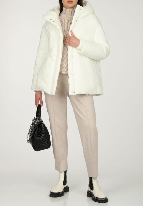 куртка  по цене 94350 руб вид справа