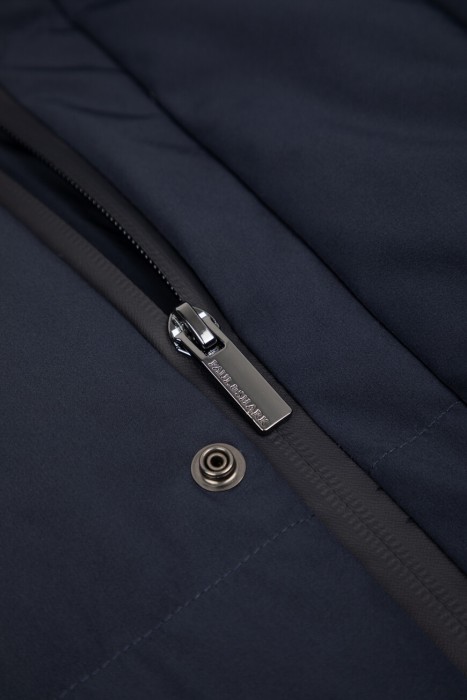 куртка  универсального стиля с лицевой стороны