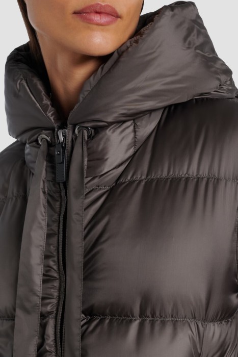 куртка  из италии вид сбоку