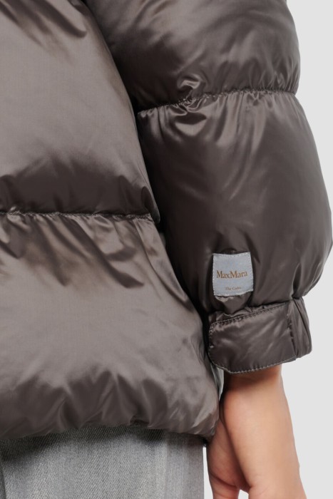 Продукция для женщин фото