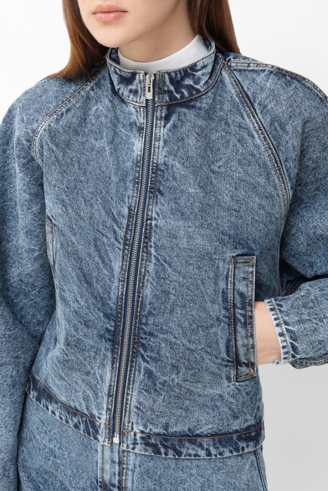 куртка  из франции вид сбоку