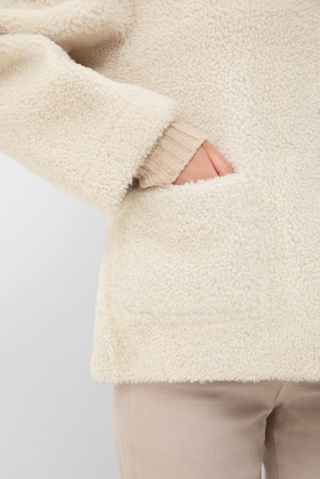 Продукция для женщин фото