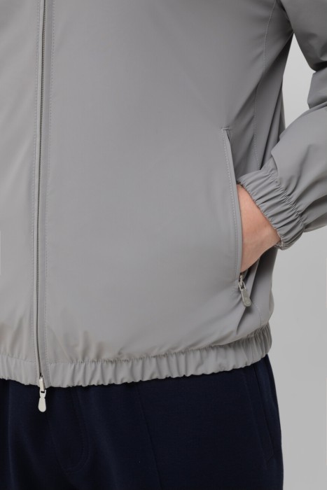 куртка  для взрослого возраста с изнаночной стороны