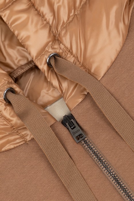 куртка  для взрослого возраста с изнаночной стороны