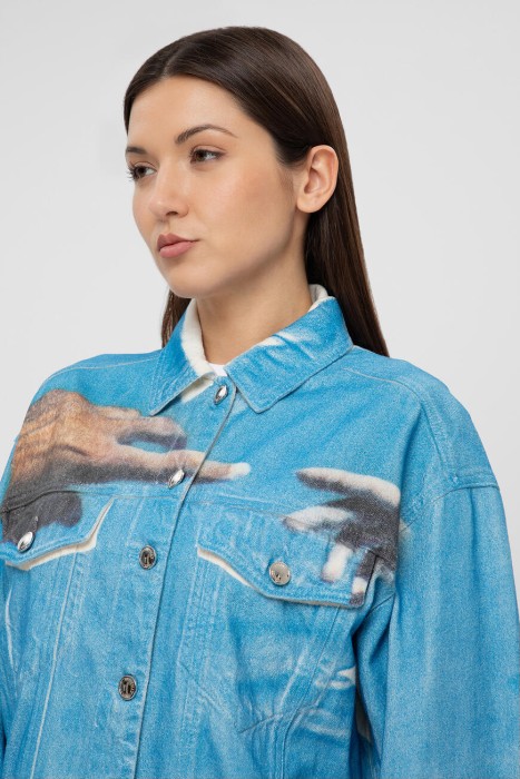 Товар голубого цвета с внутренней стороны