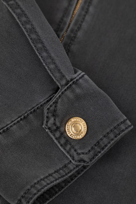 куртка  повседневного стиля с лицевой стороны