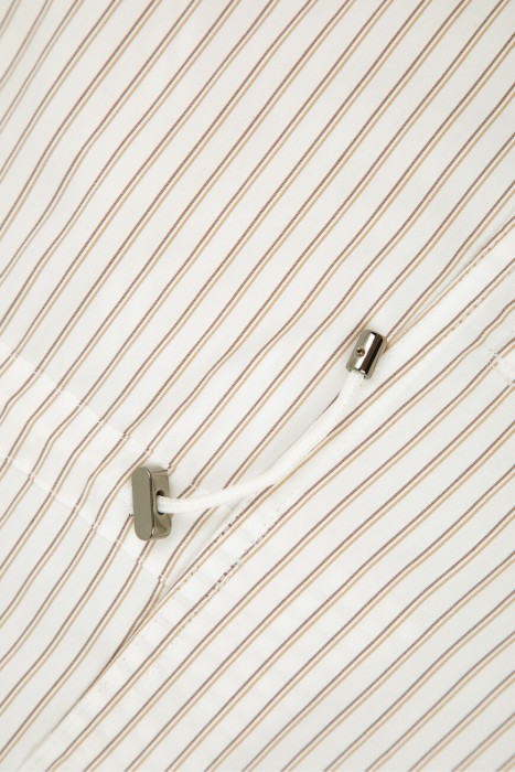 куртка  вид сзади