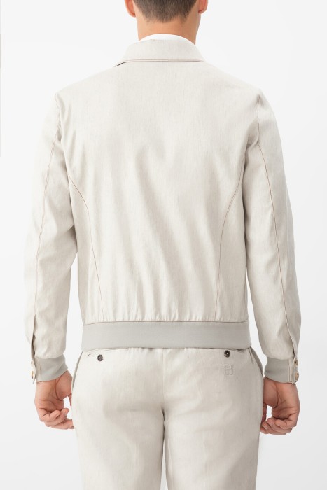 куртка  от бренда hettabretz вид слева