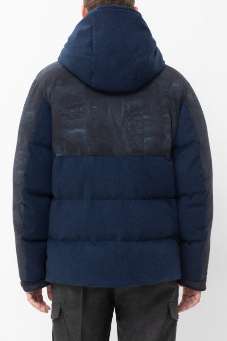 куртка  по цене 564300 руб вид справа