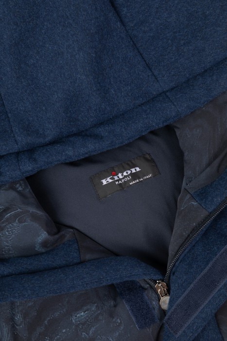 куртка  повседневного стиля с лицевой стороны