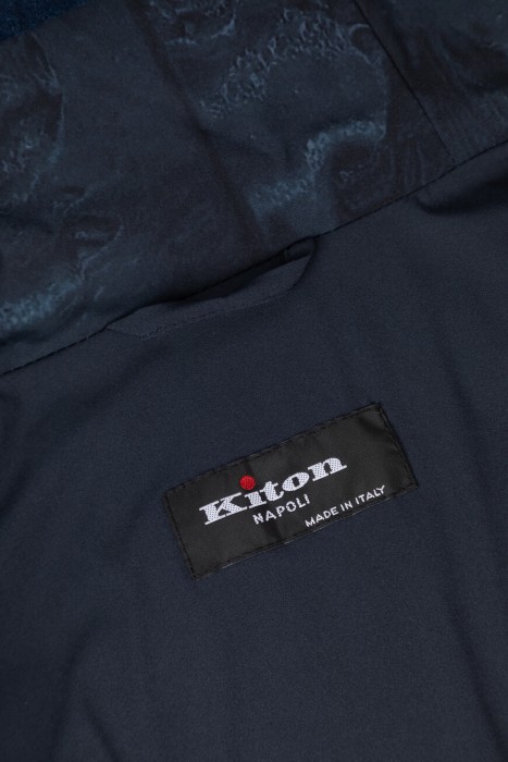 куртка  вид сзади