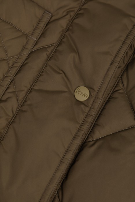 куртка  для взрослого возраста с изнаночной стороны