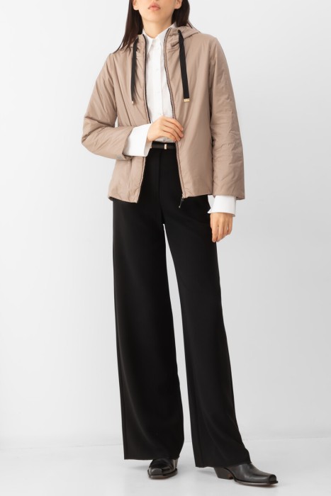 Продукция для женщин фото