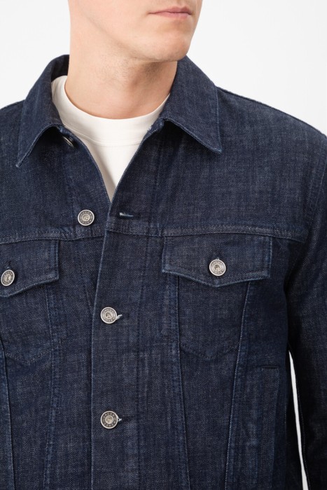 куртка  из италии вид сбоку