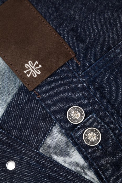 куртка  вид сзади