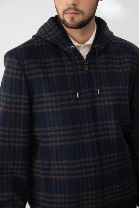 куртка  из англии вид сбоку