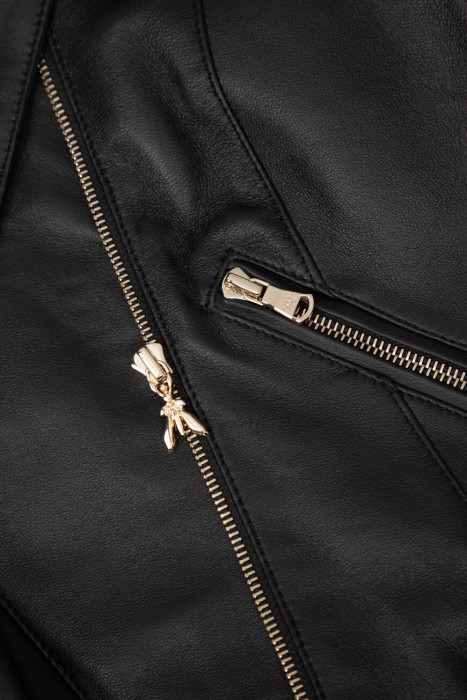 Продукция для женщин фото