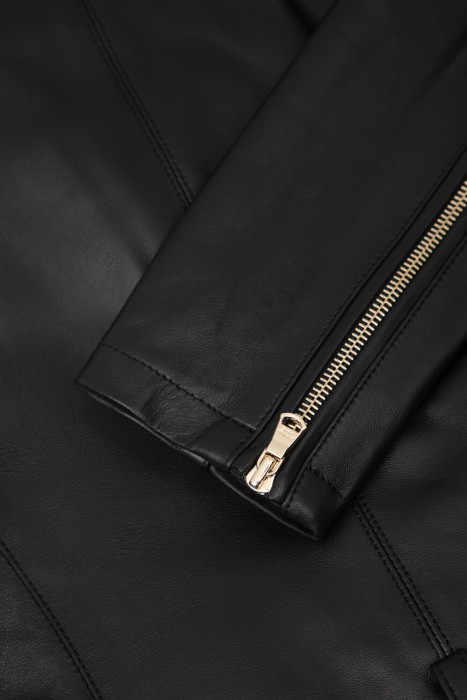 куртка  универсального стиля с лицевой стороны