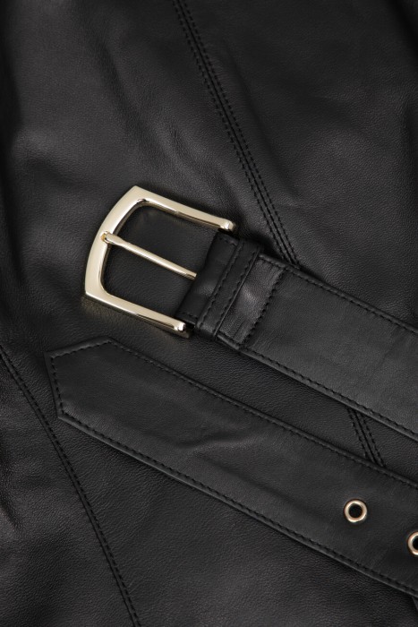 куртка  для взрослого возраста с изнаночной стороны