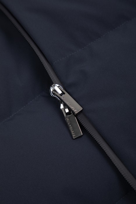 куртка  для взрослого возраста с изнаночной стороны