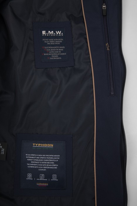 куртка  на сезон этого года фотография