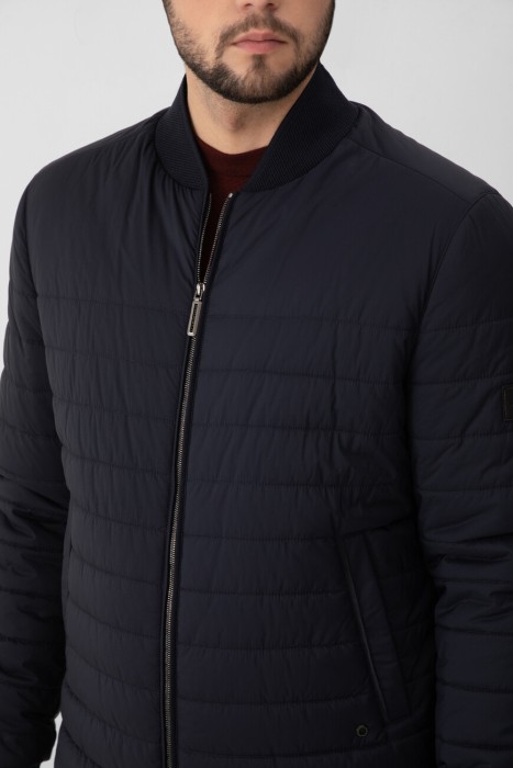 куртка  из англии вид сбоку