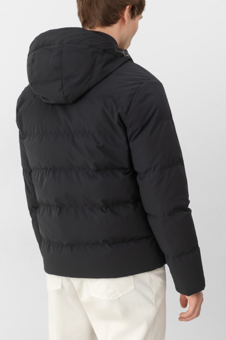 куртка  по цене 94400 руб вид справа